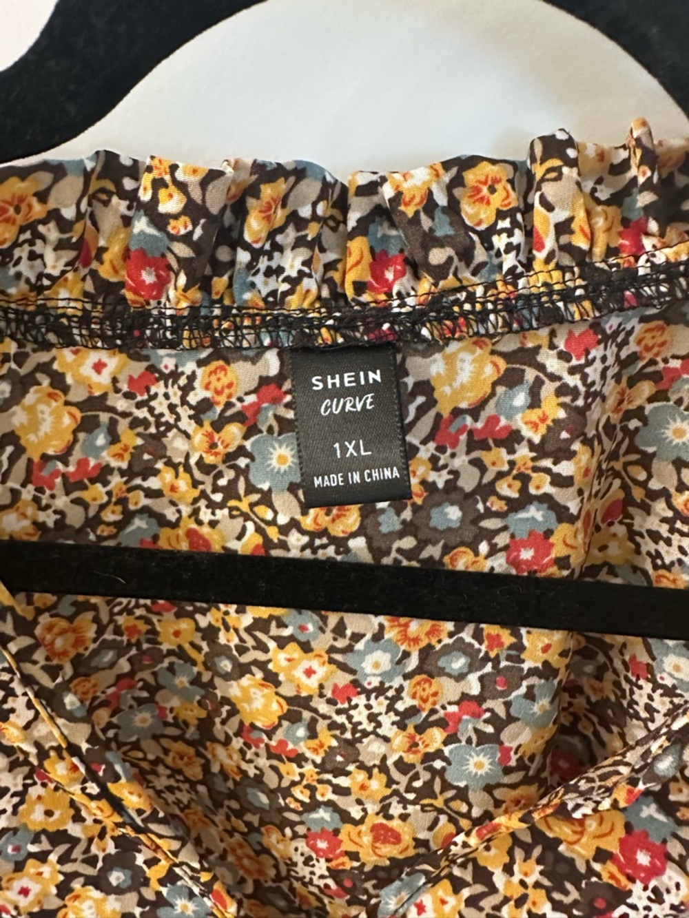 Women’s Floral Long-Sleeve V-Neck Blouse in Yellow Multi - Picture 2 of 2